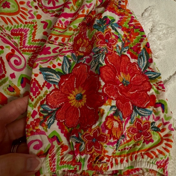 Savanna Jane Multicolor Paisley Short Sleeve Top - Picture 3 of 8